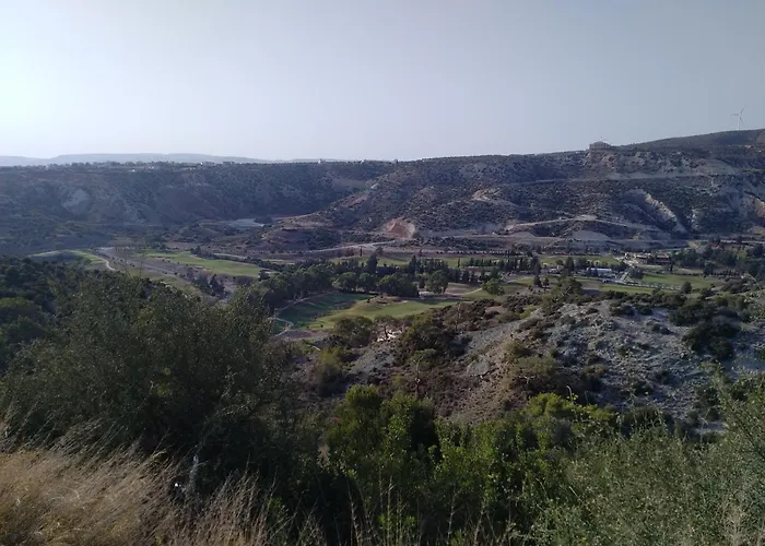 Unidera Vila Kouklia