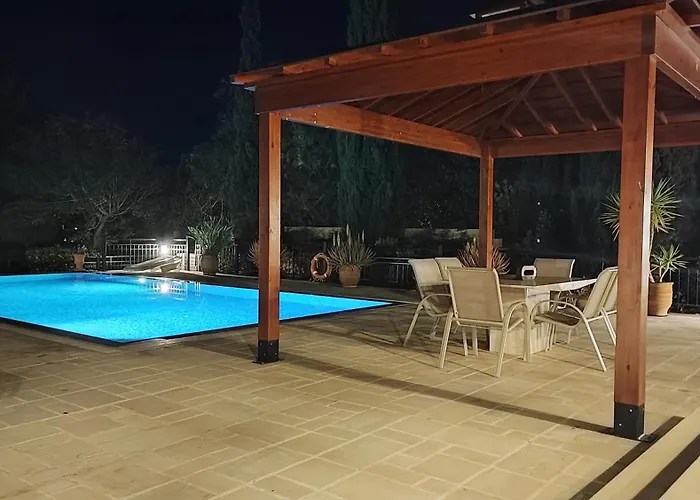 Unidera Vila Kouklia